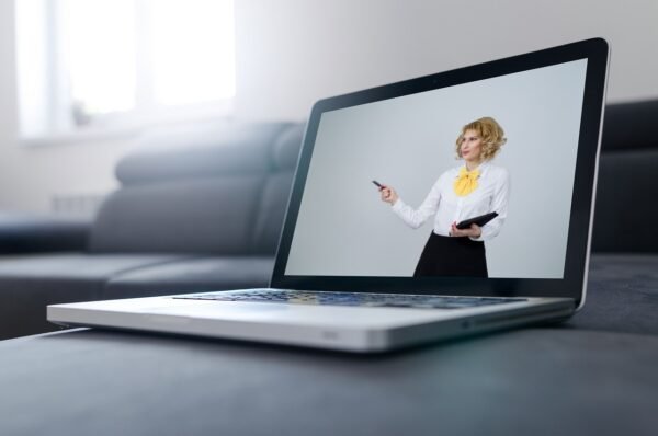 The LinkedIn Paradox: Authenticity Meets Algorithm
