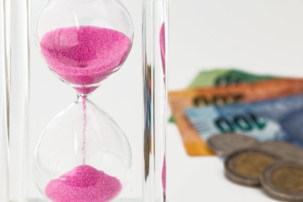 Strategic Dividend Allocation: Fueling Growth, Mitigating Risk
